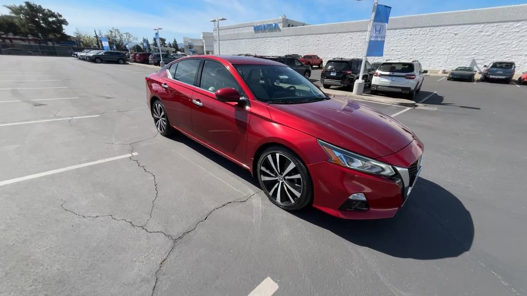 Used 2020 Nissan Altima 2.0 Platinum image 2