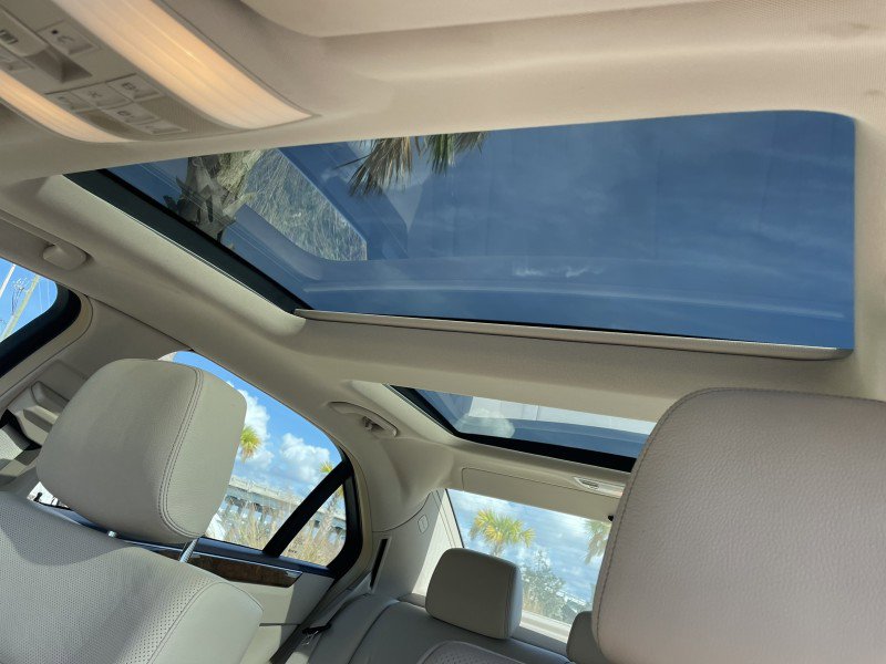 Used 2014 Mercedes-Benz E 550 4MATIC Sedan image 23