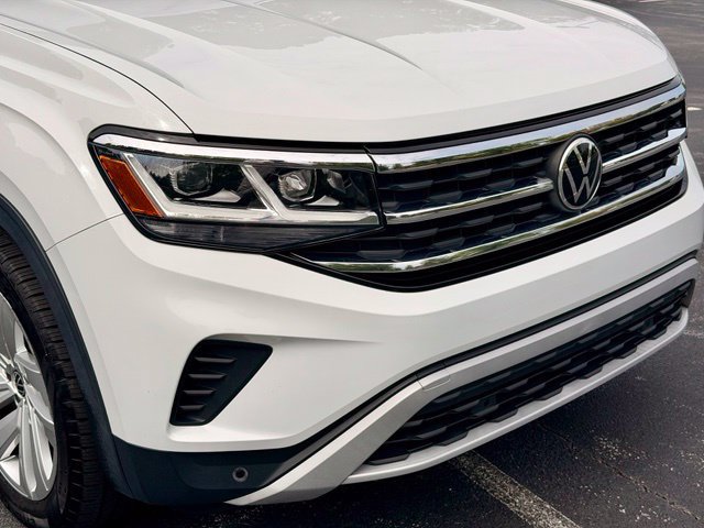 Used 2020 Volkswagen Atlas Cross Sport SE w/ Panoramic Sunroof Package FWD image 14