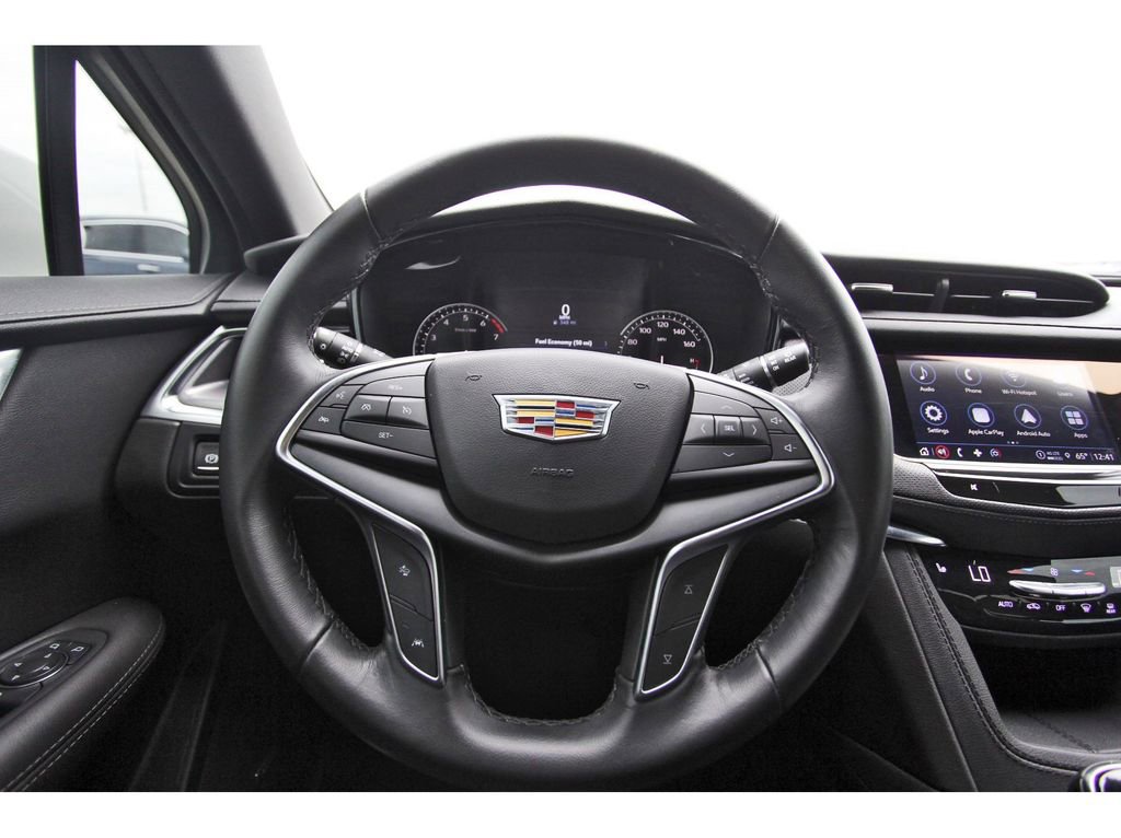 Used 2023 Cadillac XT5 Luxury image 14