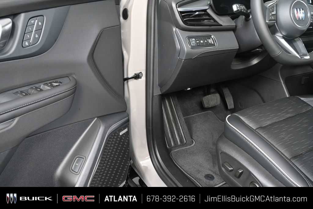 New 2026 Buick Enclave Sport Touring w/ Power Package FWD image 9