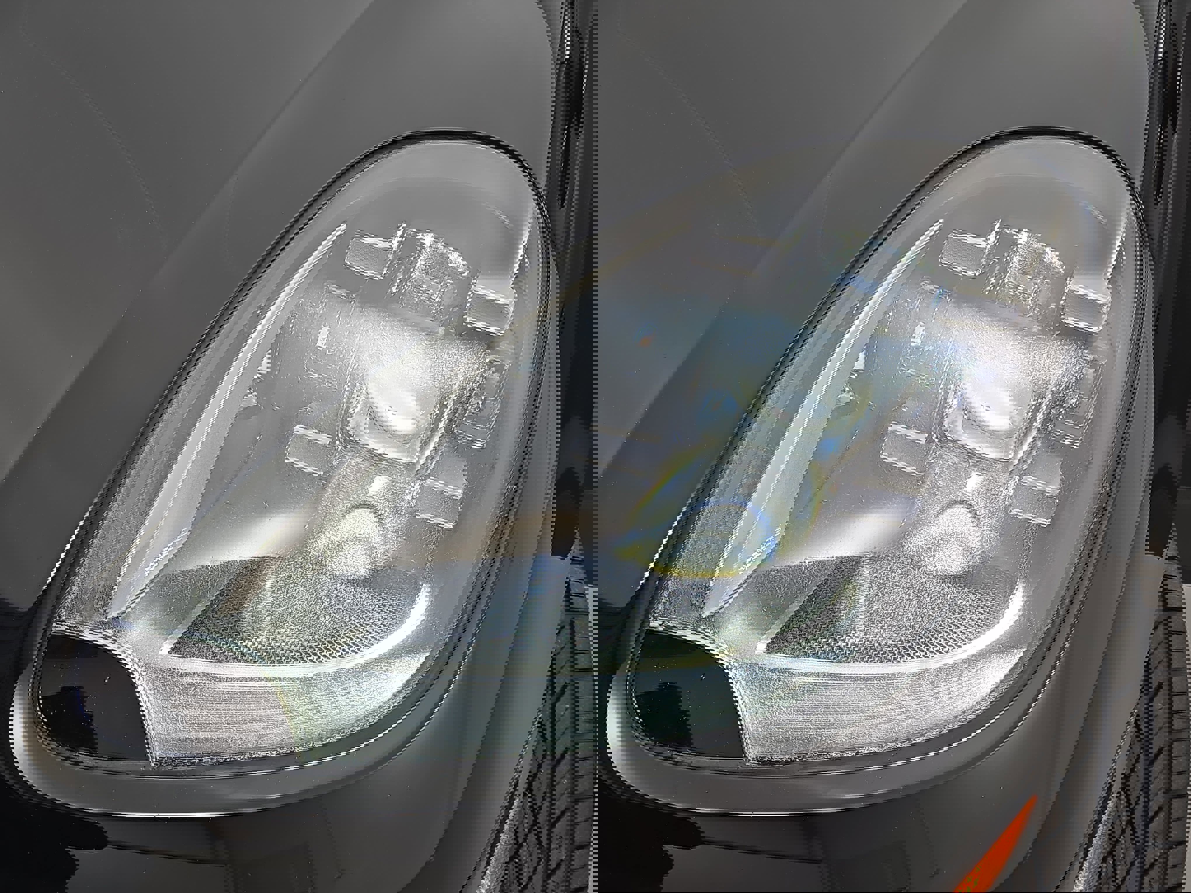 Used 2017 Porsche Macan Turbo image 32