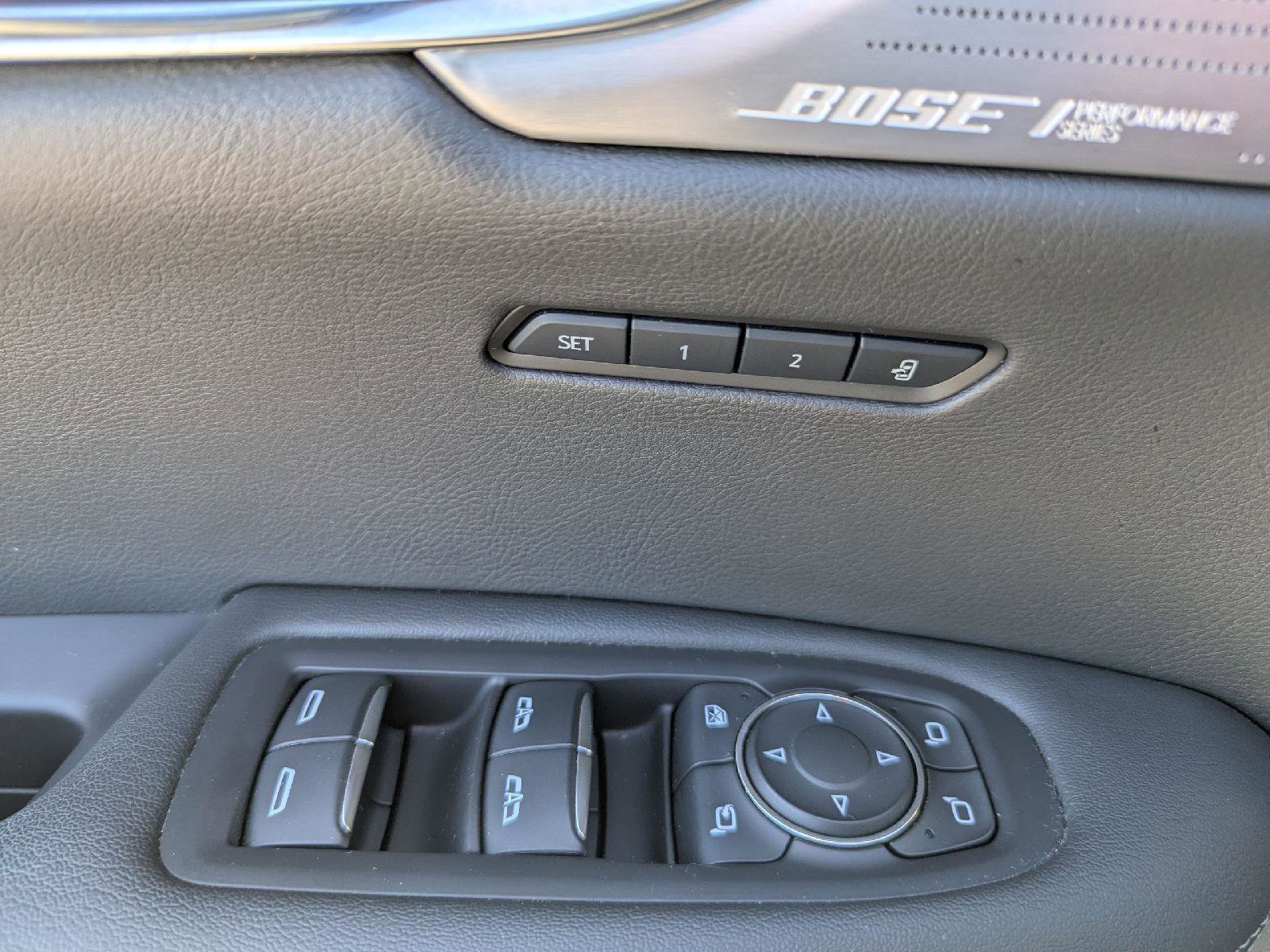 Used 2023 Cadillac XT6 Sport image 23