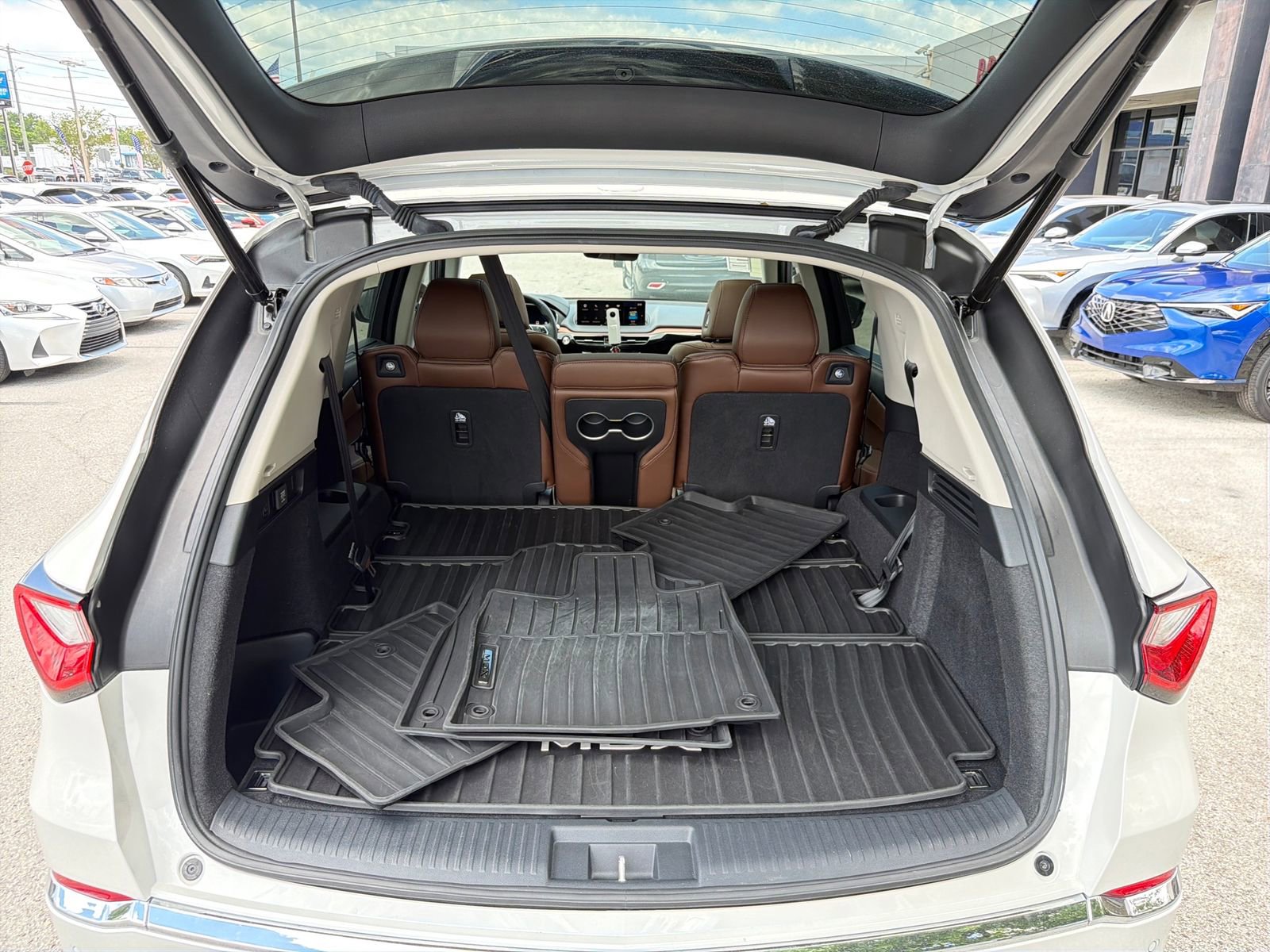 Used 2024 Acura MDX FWD w/ Technology Package image 28
