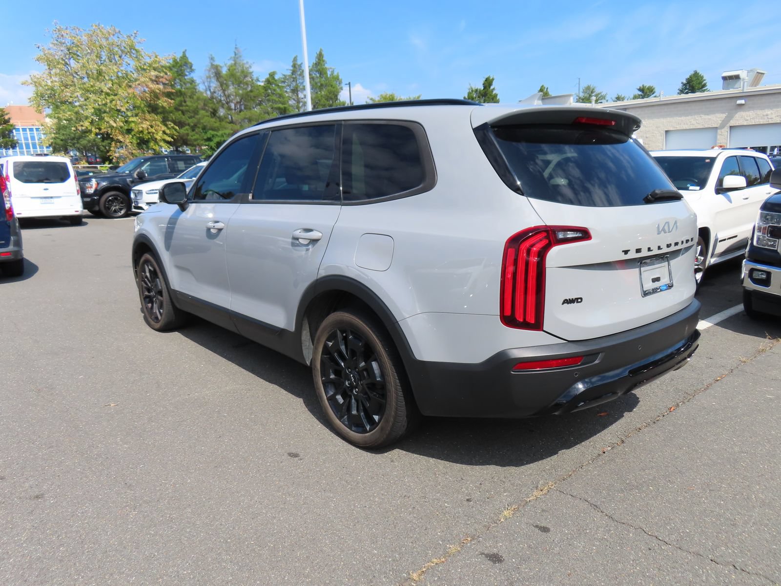 Used 2022 Kia Telluride EX w/ EX Premium Package AWD/4WD image 6