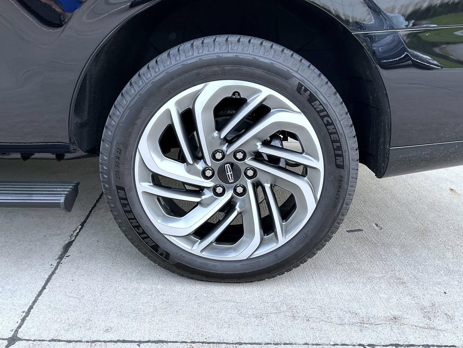 Certified 2026 Lincoln Navigator Reserve AWD/4WD image 24