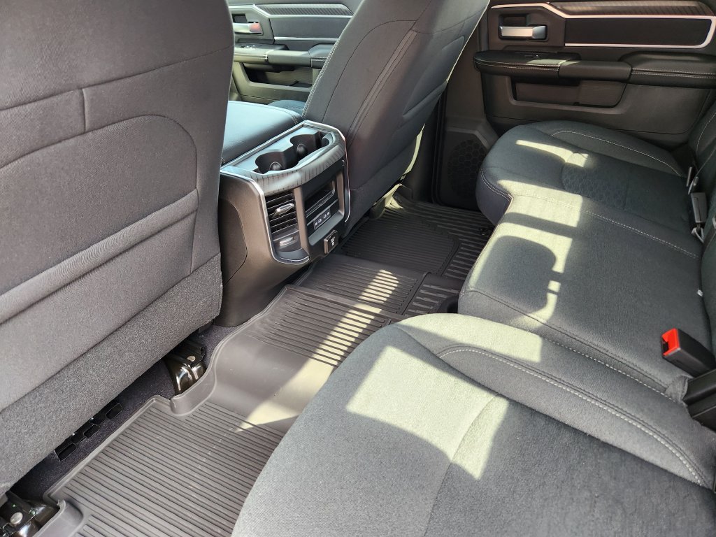 New 2026 RAM 2500 Big Horn AWD/4WD image 9