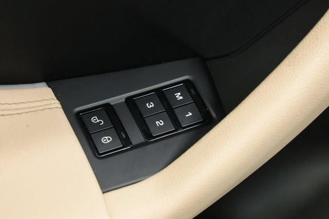 Used 2020 Jaguar F-PACE Premium AWD/4WD image 25
