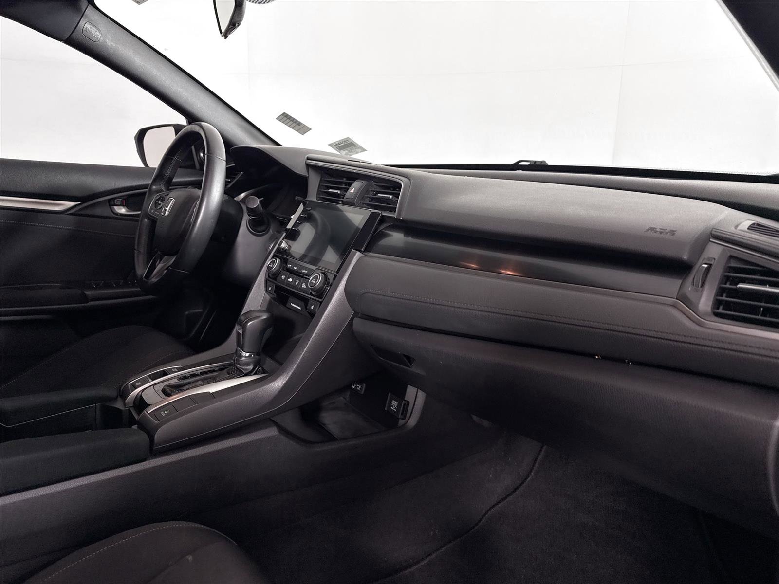 Used 2020 Honda Civic EX image 38