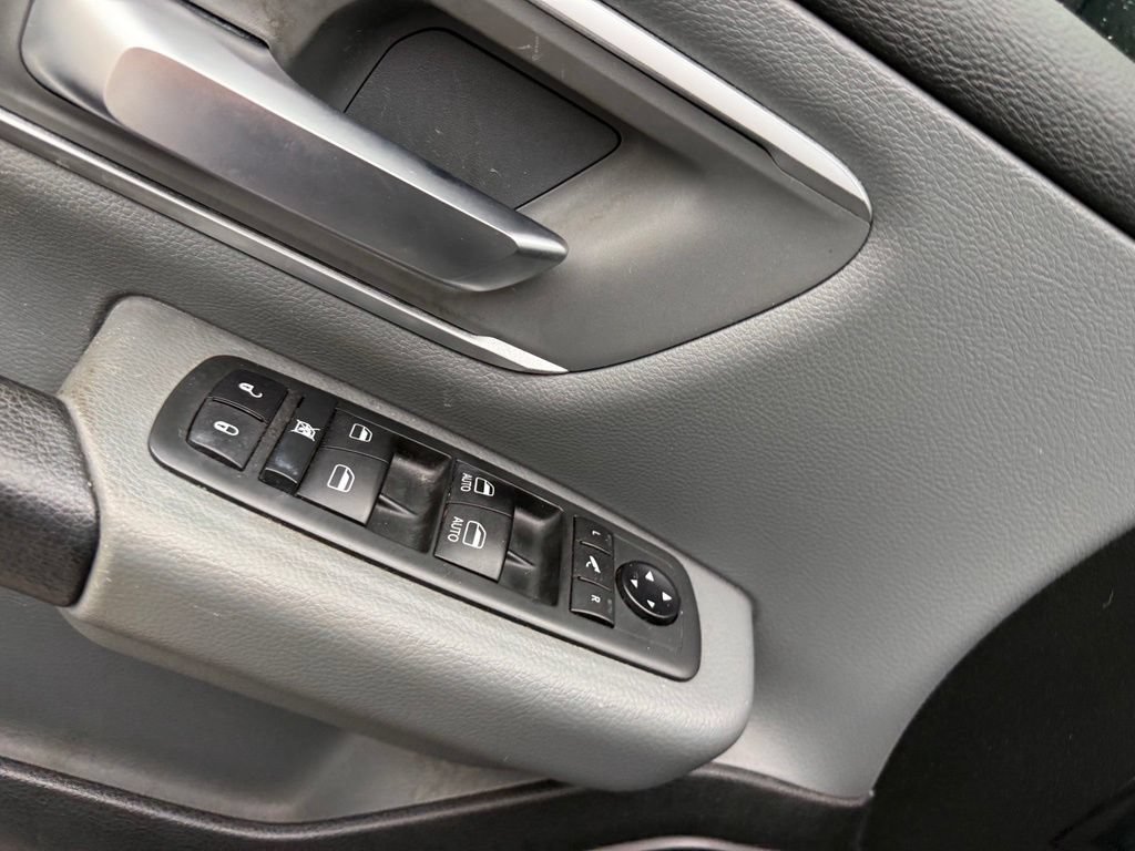 Used 2021 RAM 1500 Big Horn RWD image 6