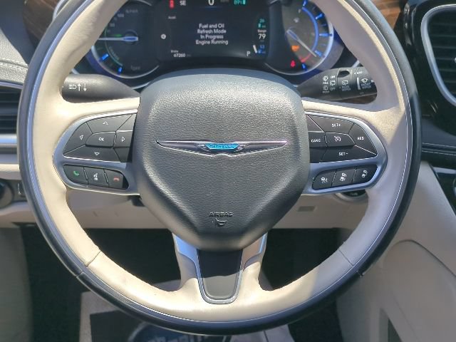 Used 2021 Chrysler Pacifica Limited FWD image 8