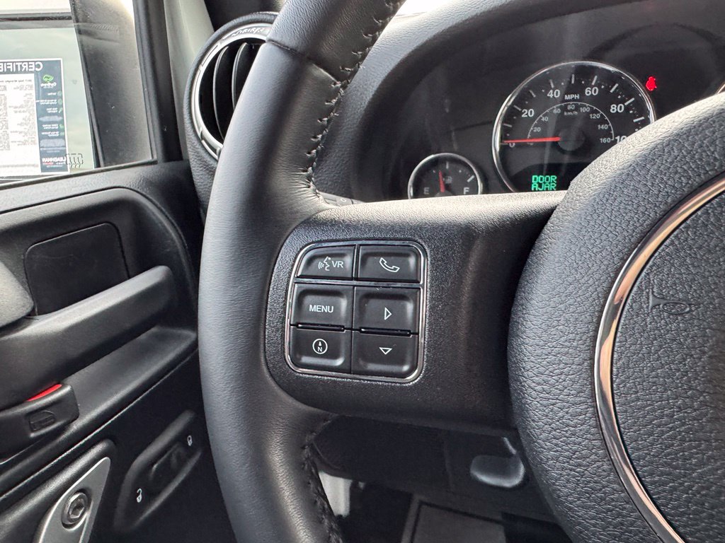 Used 2017 Jeep Wrangler Unlimited Sahara w/ Connectivity Group AWD/4WD image 19