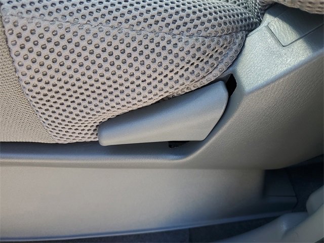 Used 2020 Nissan Frontier SV image 21