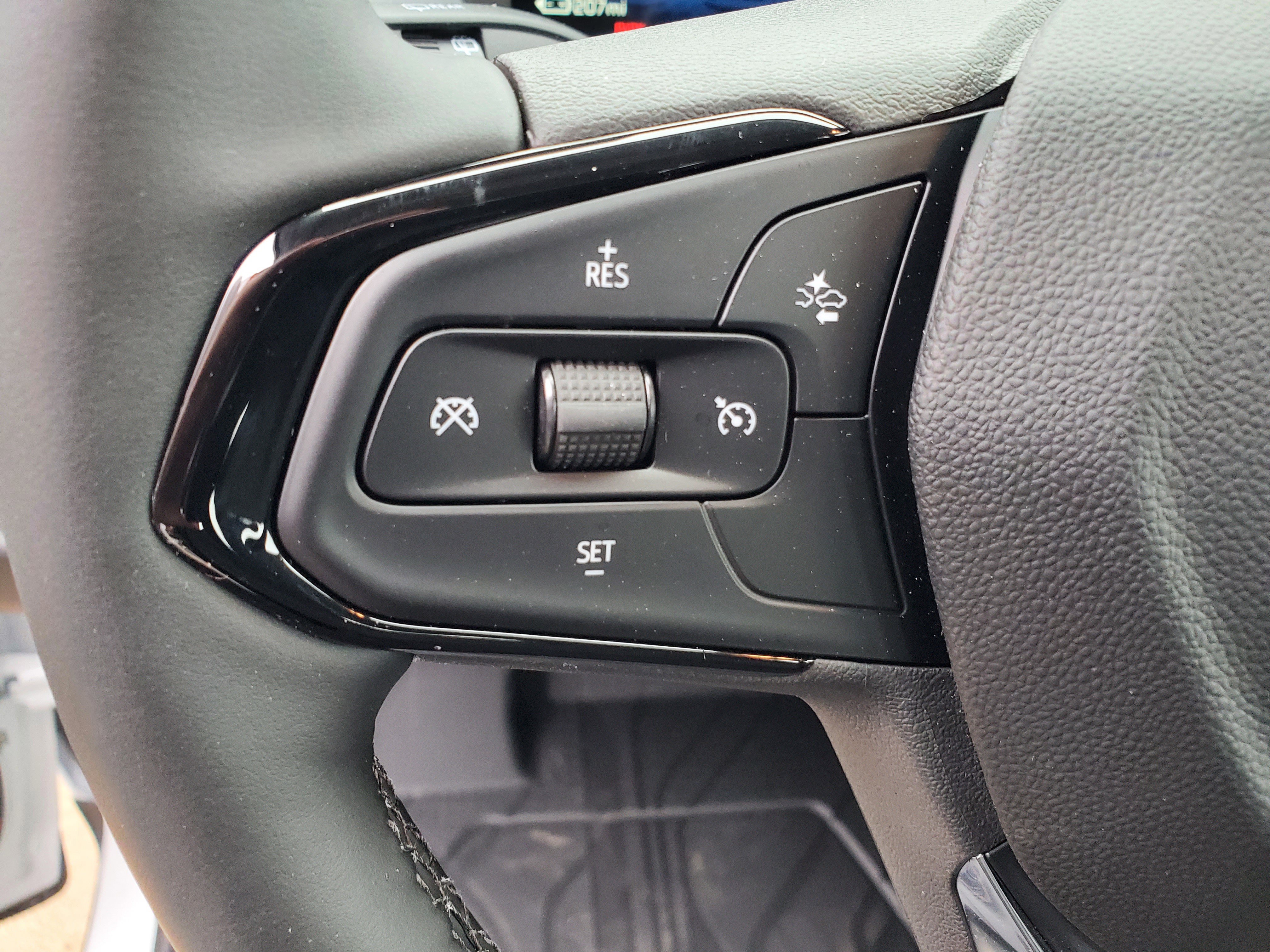 New 2027 Chevrolet Bolt RS w/ LPO, All-Weather Package FWD image 14