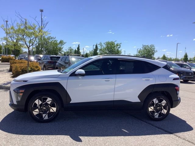 Used 2024 Hyundai Kona SEL w/ Convenience Package FWD image 8