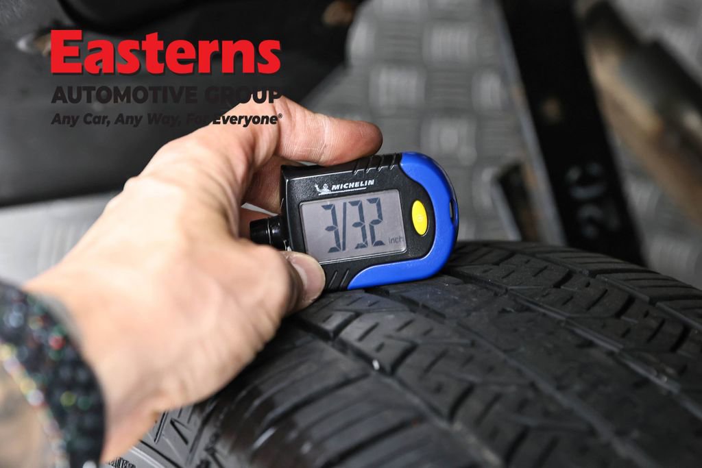 Used 2015 Toyota Tacoma 2WD Access Cab image 28