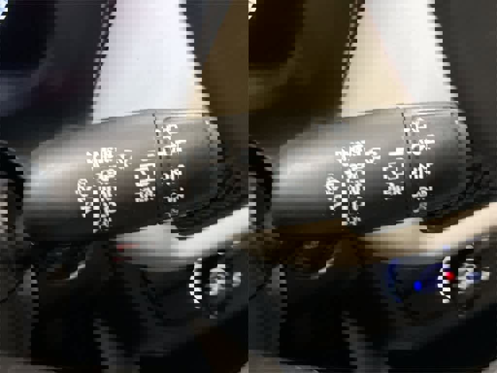 Certified 2024 Honda HR-V LX image 25