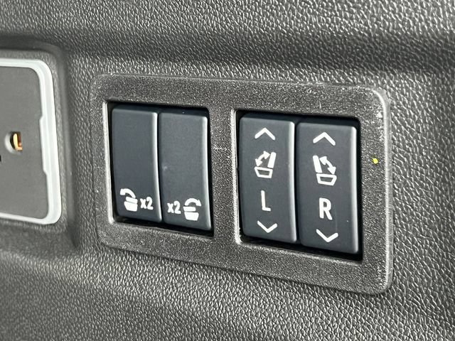 New 2026 Chevrolet Tahoe Z71 w/ Comfort Package AWD/4WD image 40