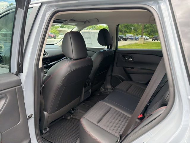 New 2026 Nissan Rogue SV w/ Rock Creek Premium Package AWD/4WD image 18