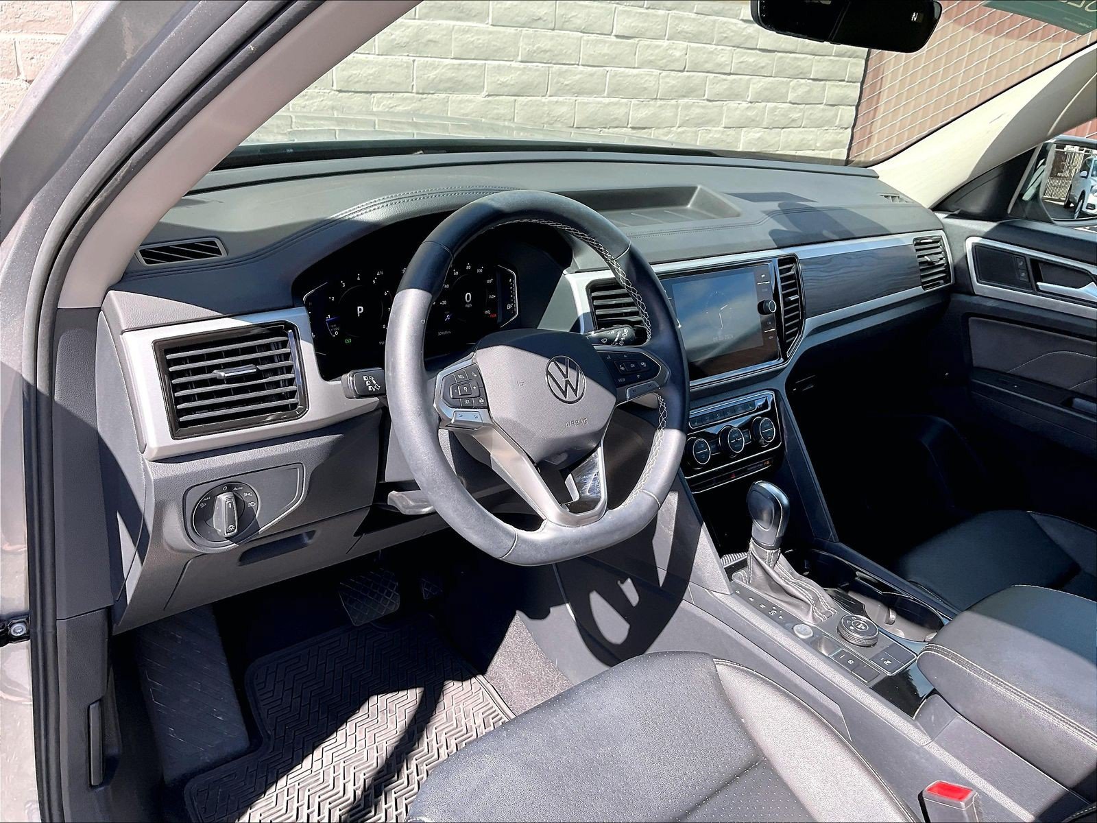 Certified 2022 Volkswagen Atlas SE AWD/4WD image 14