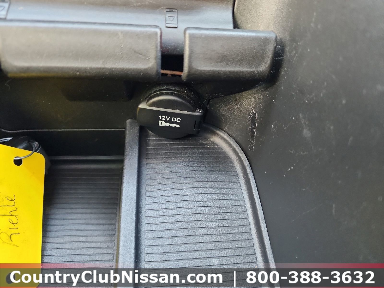 Used 2017 RAM 1500 Laramie AWD/4WD image 14