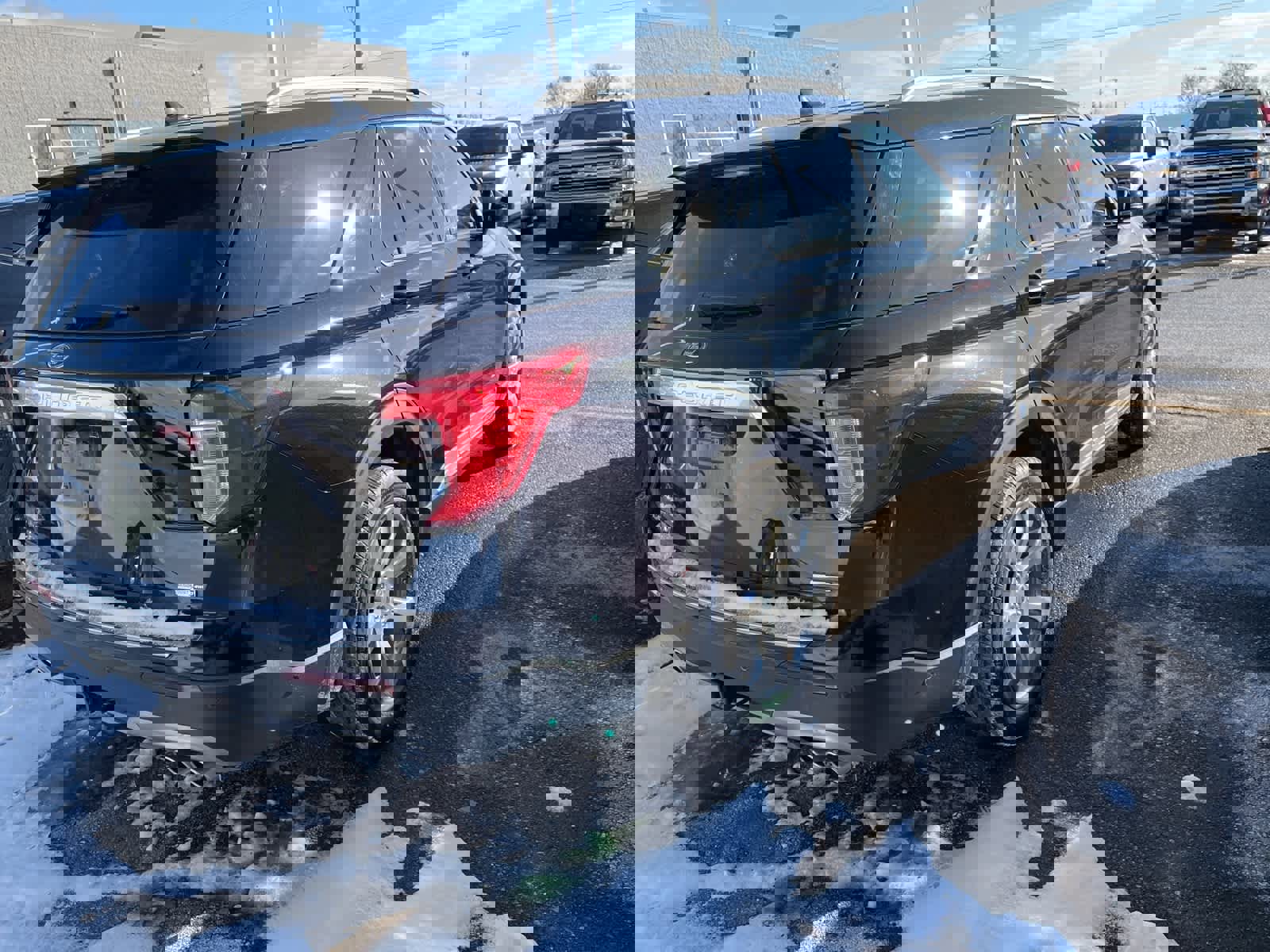 Used 2020 Ford Explorer Platinum w/ Premium Technology Package image 14