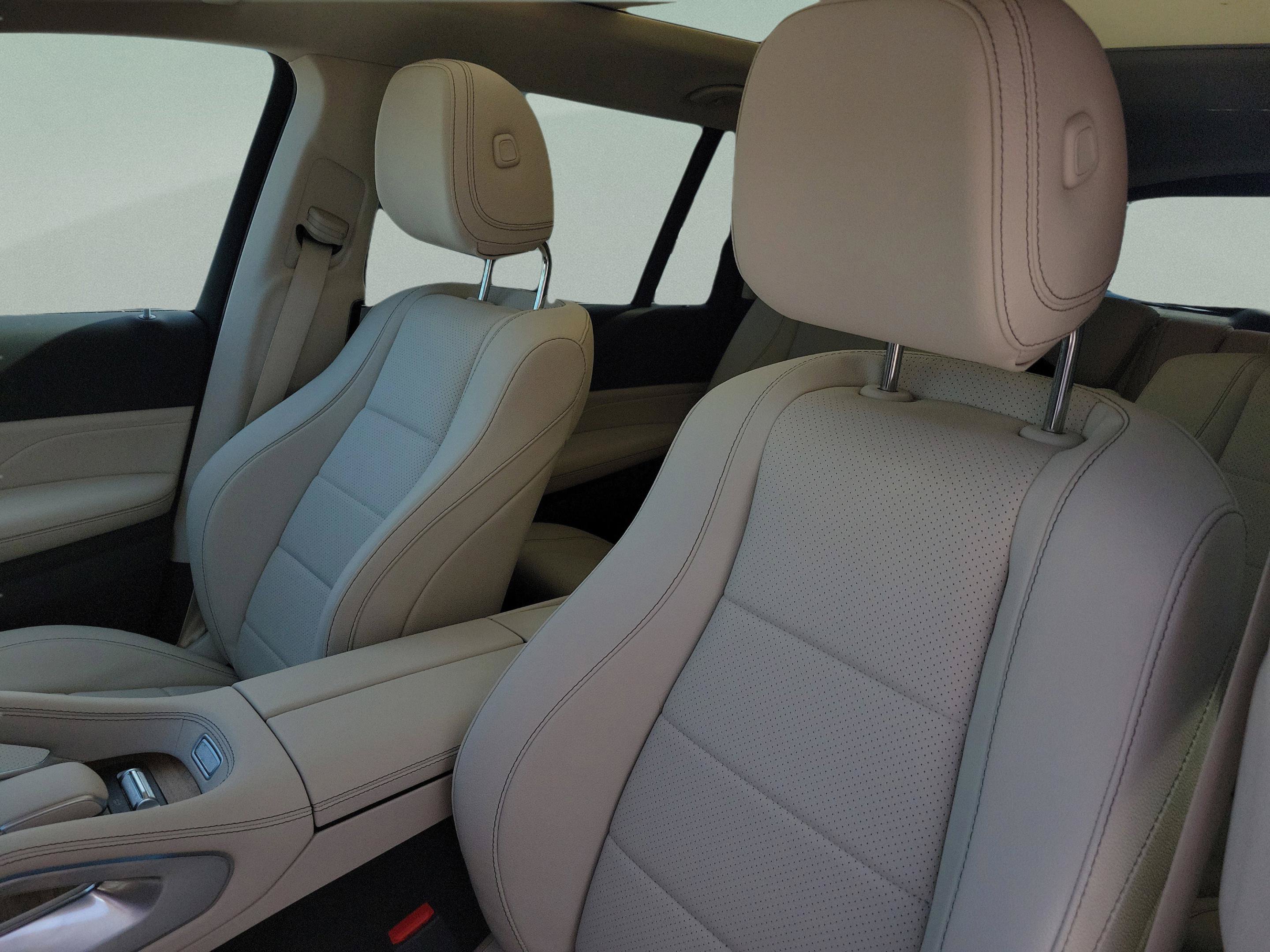 Certified 2026 Mercedes-Benz GLS 450 4MATIC image 17