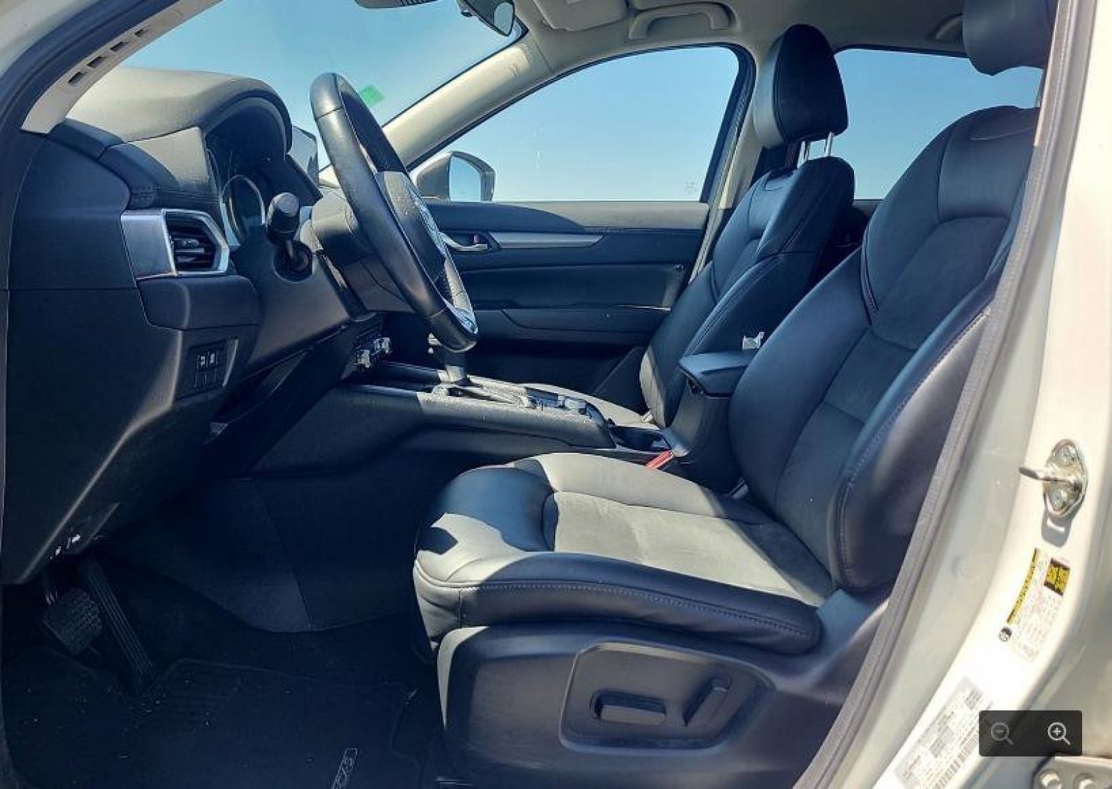 Used 2019 MAZDA CX-5 Touring FWD image 8