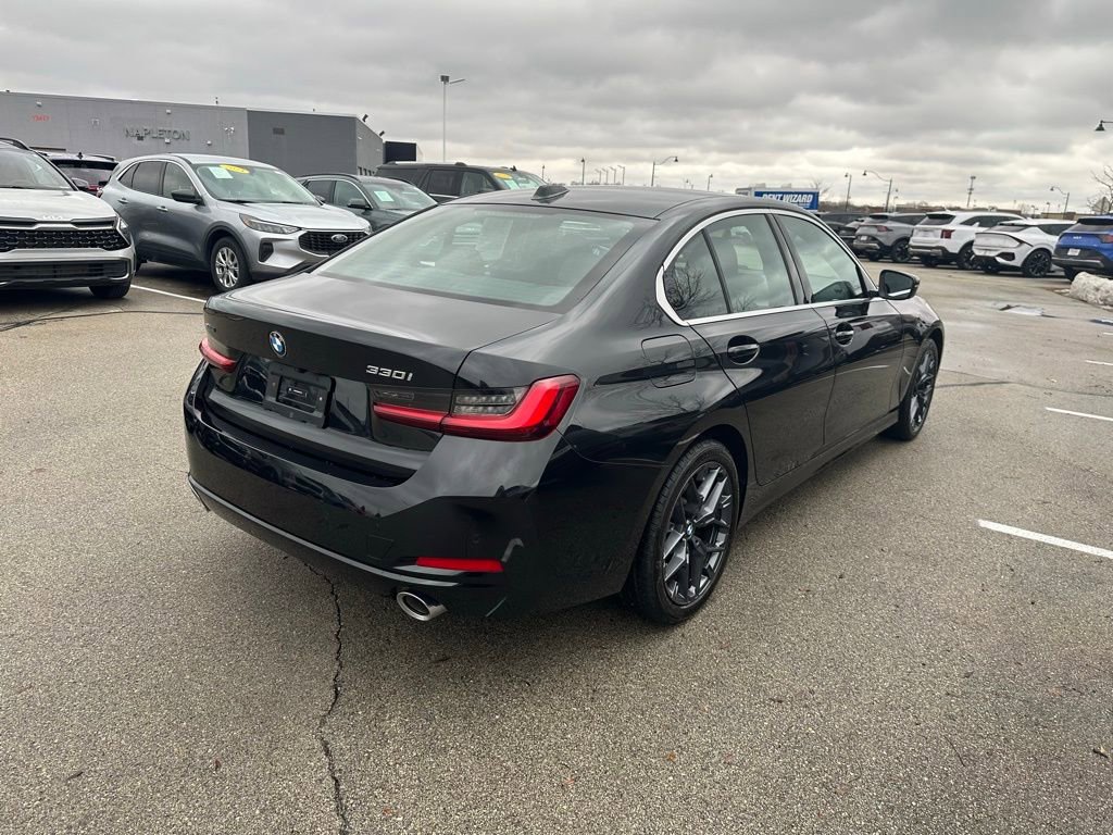 Used 2025 BMW 330i xDrive 330i xDrive w/ Convenience Package image 16