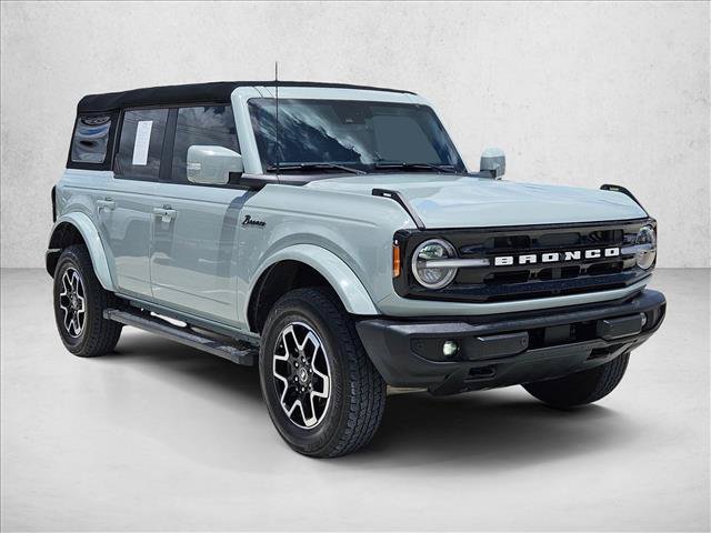 Used 2024 Ford Bronco Outer Banks AWD/4WD image 3
