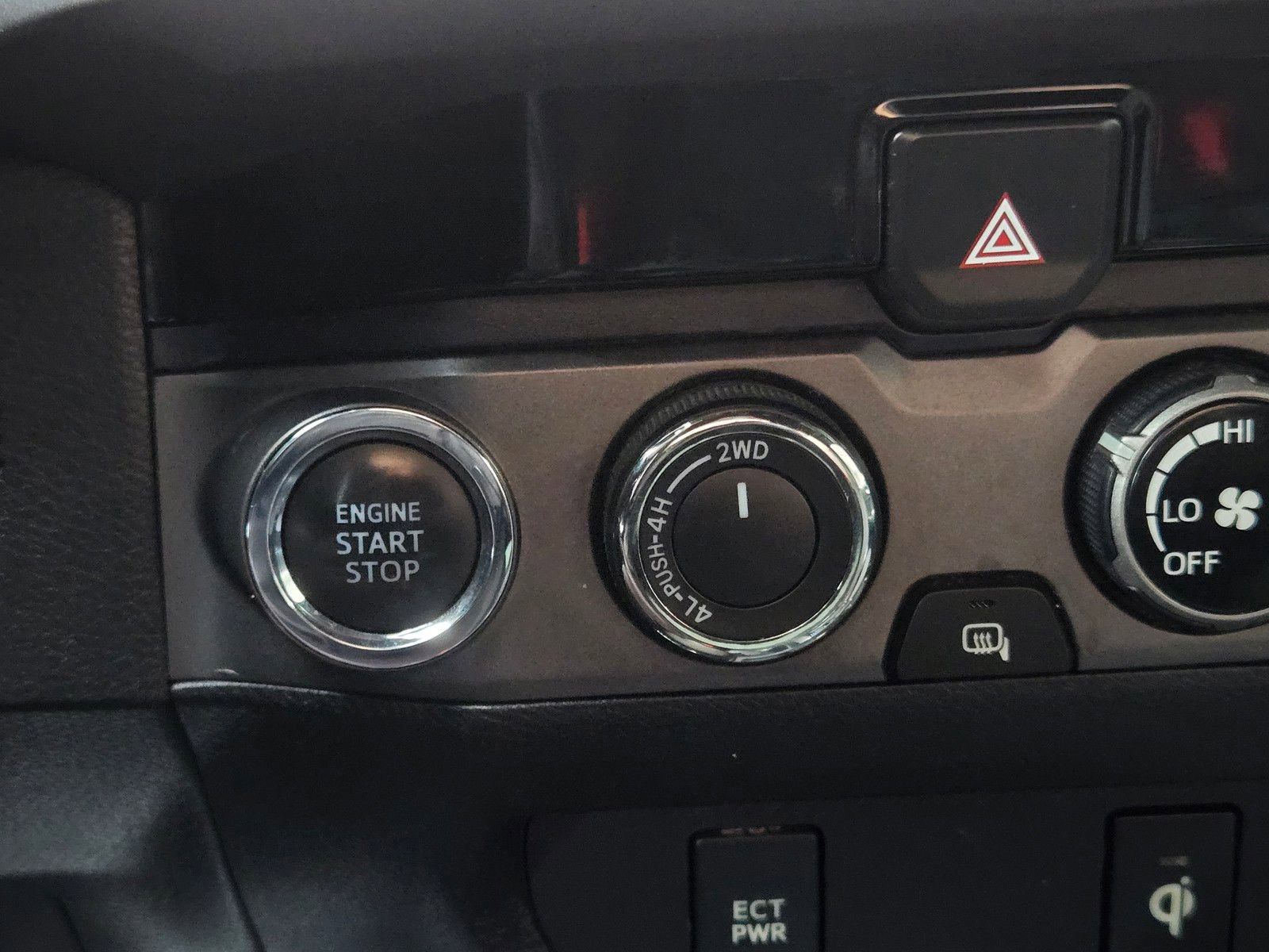 Used 2017 Toyota Tacoma TRD Sport image 20