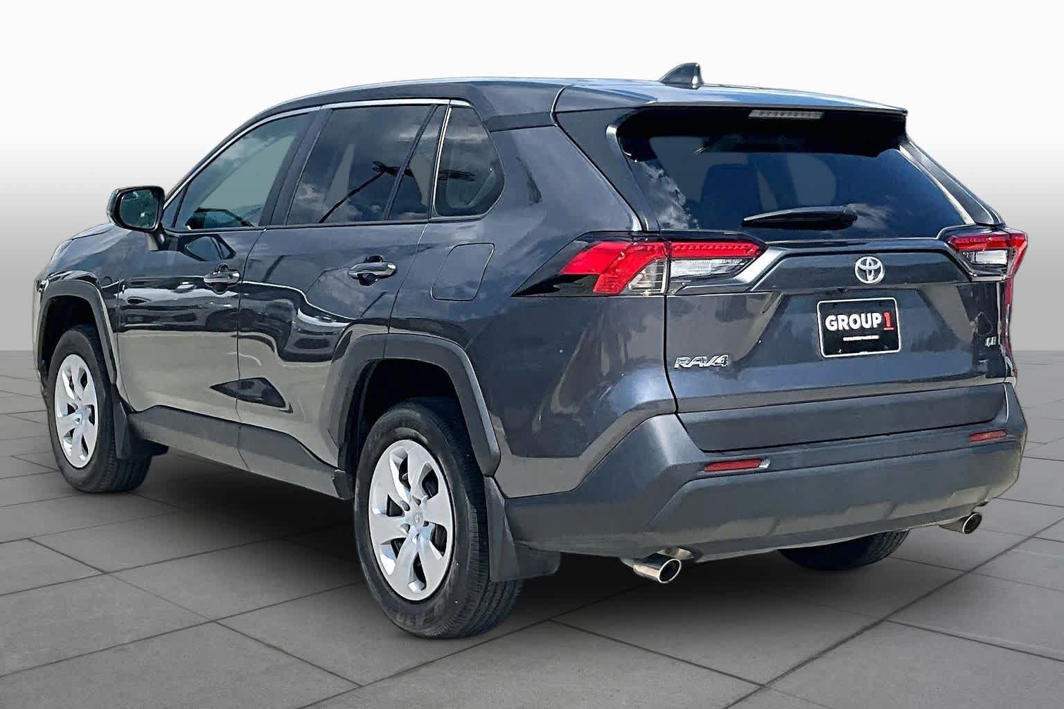 Used 2024 Toyota RAV4 LE FWD image 11