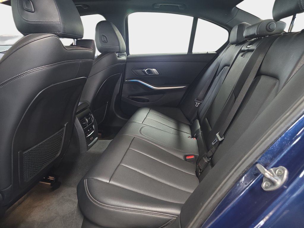 Certified 2023 BMW 330i Sedan w/ Premium Package RWD image 14