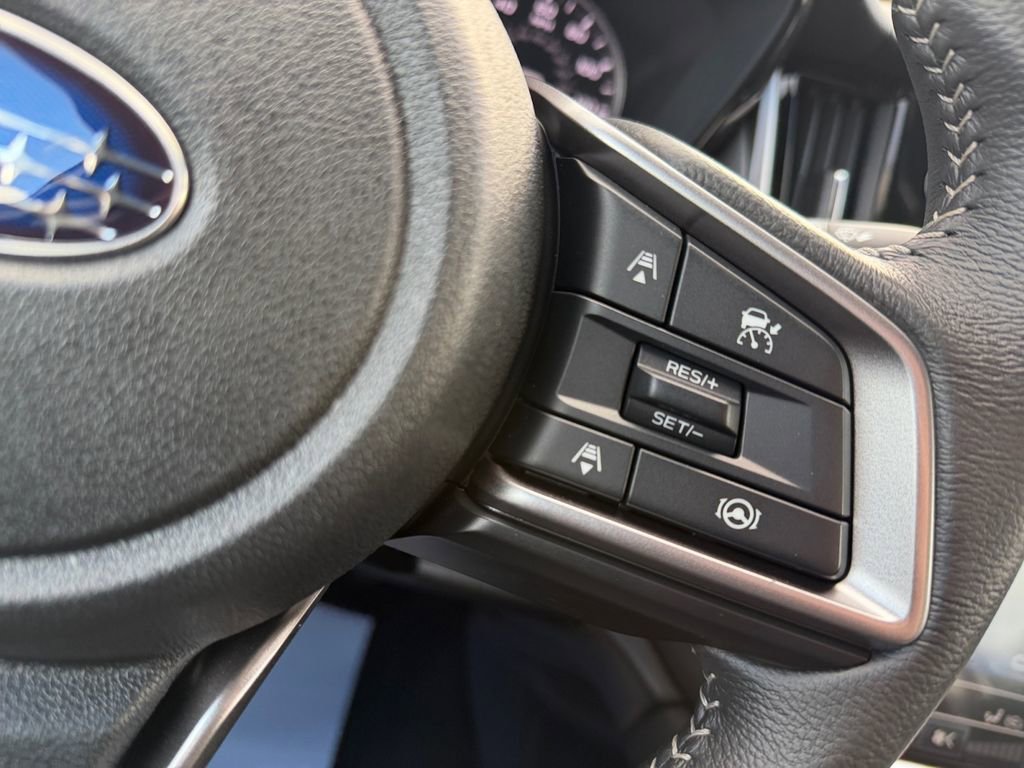 Used 2025 Subaru Outback Premium image 15