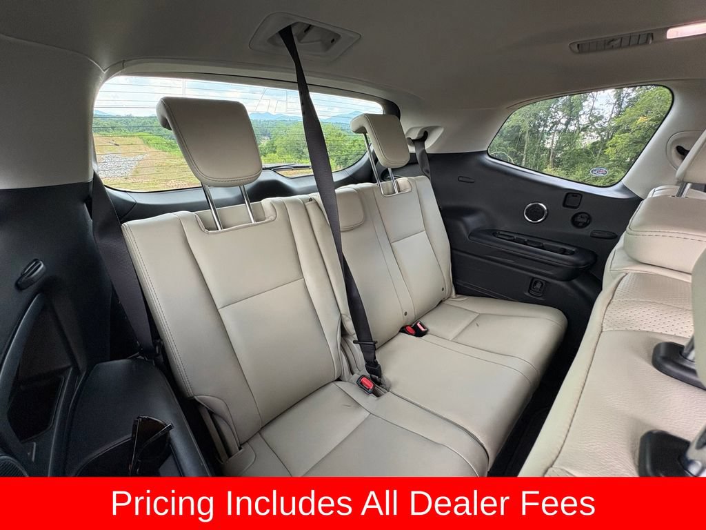 Used 2025 Subaru Ascent Limited w/ Popular Package #1 AWD/4WD image 31