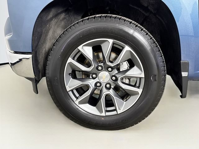 Used 2024 Chevrolet Silverado 1500 LT image 31