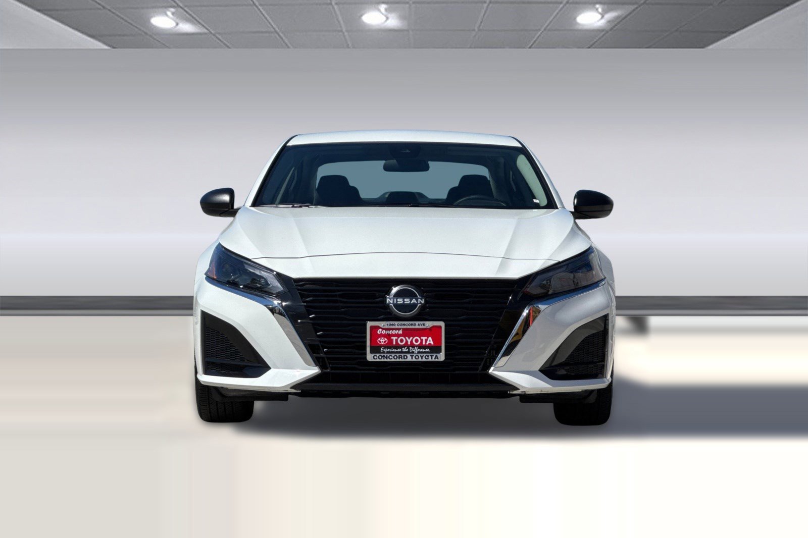 Used 2025 Nissan Altima 2.5 SV image 5