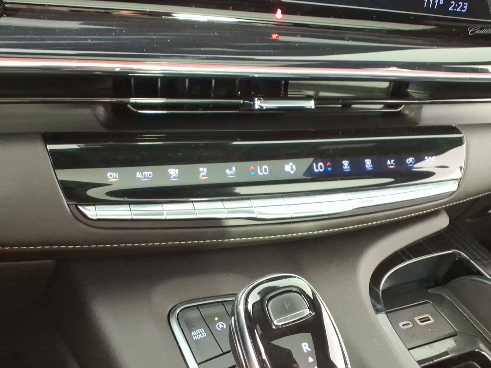 Certified 2024 Cadillac Escalade Sport w/ LPO, ONYX Package AWD/4WD image 23