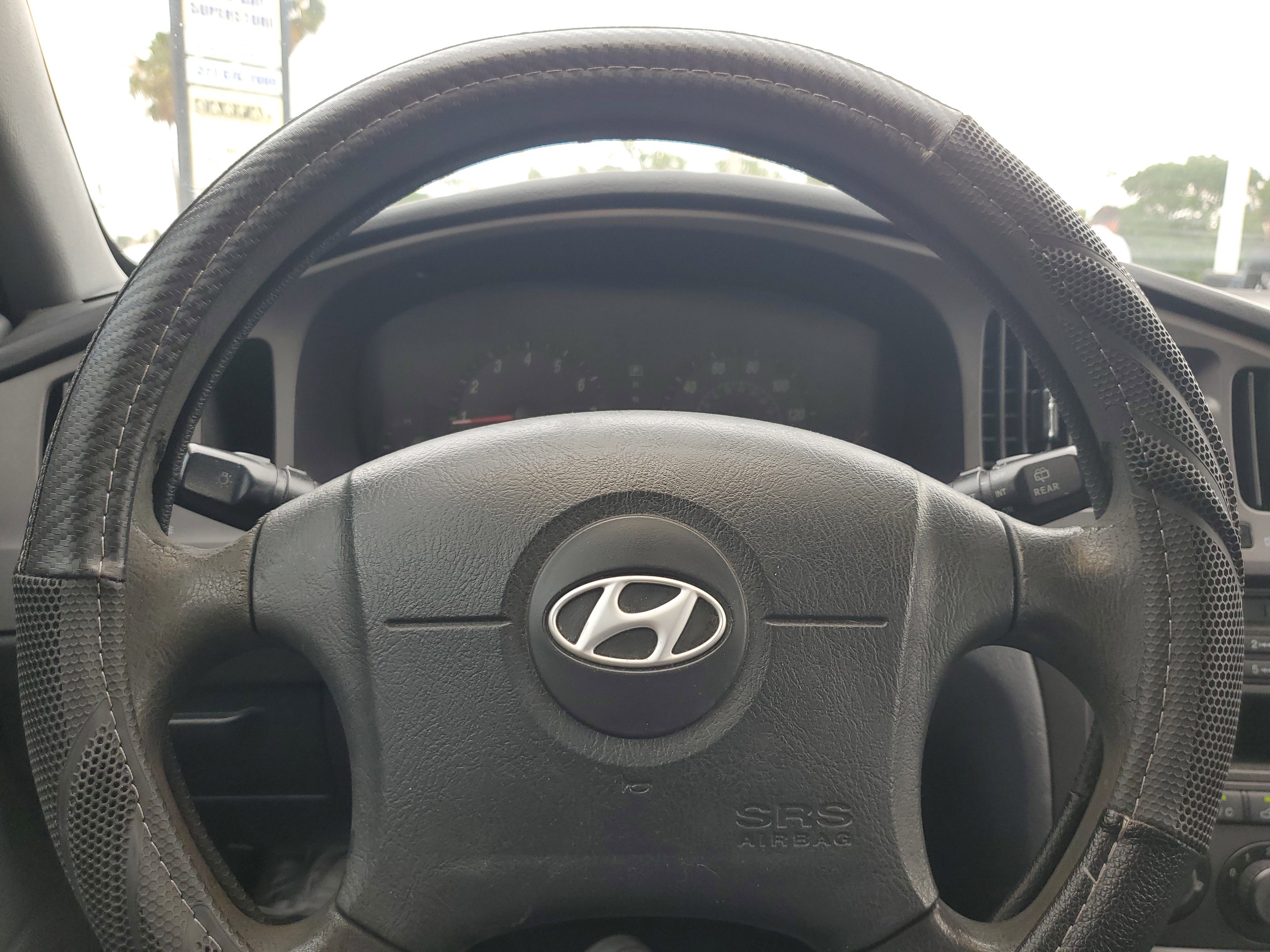 Used 2005 Hyundai Elantra GLS FWD image 19
