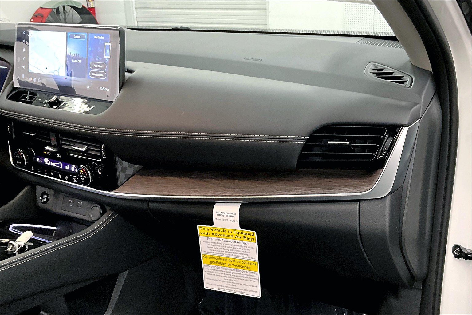New 2025 Nissan Rogue Platinum w/ Tech Package AWD/4WD image 69