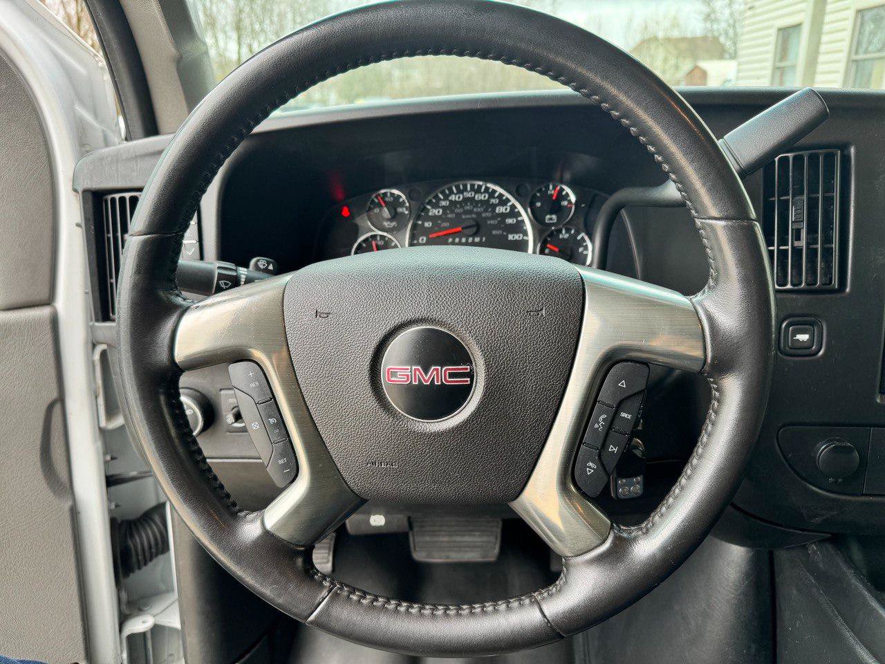 Used 2019 GMC Savana 3500 w/ Power Convenience Package RWD image 12