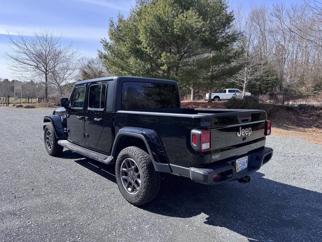 Used 2022 Jeep Gladiator Overland w/ Popular Equipment Package image 5