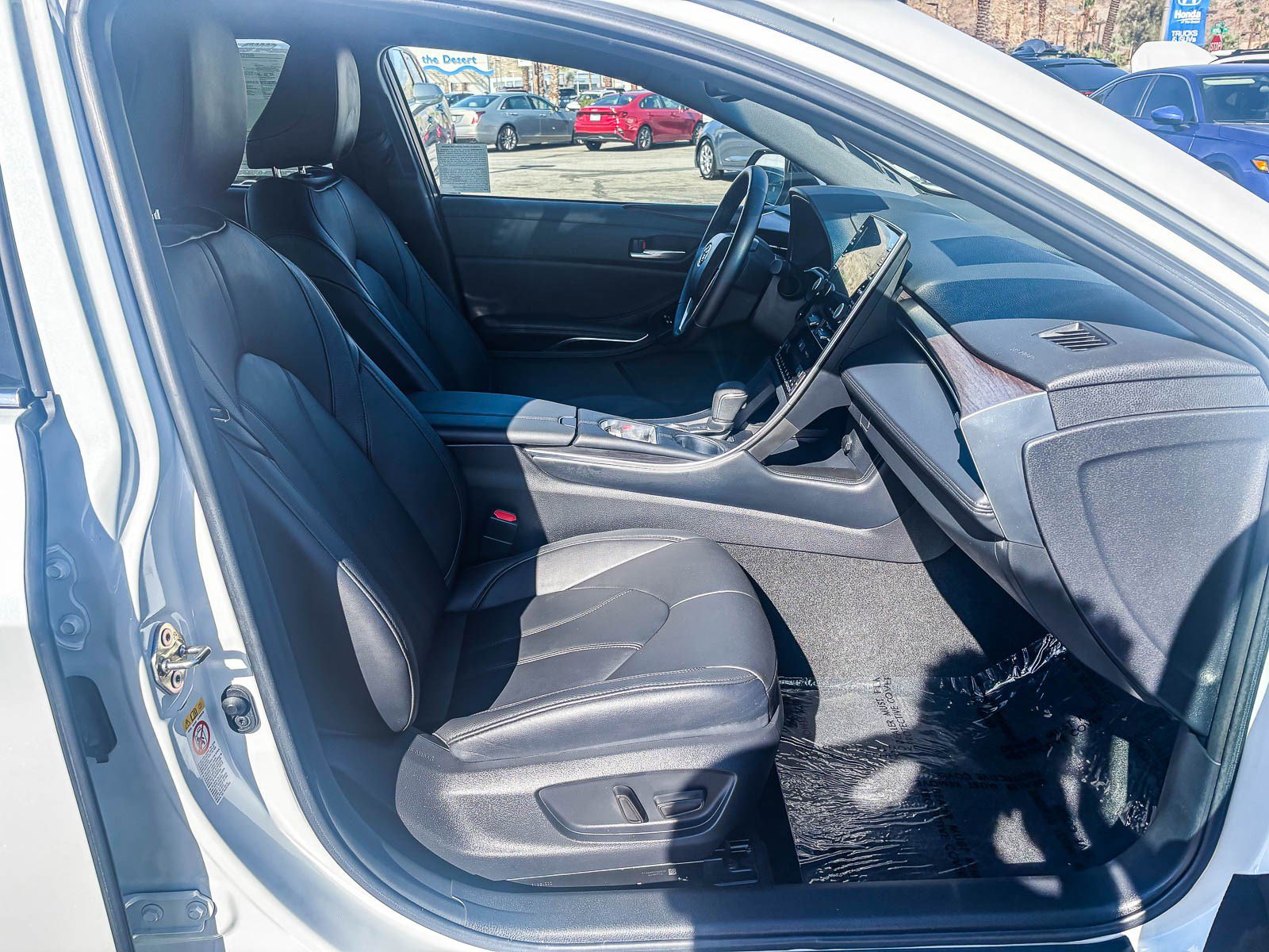 Certified 2019 Toyota Avalon XLE w/ Preferred Accessory Package FWD image 19