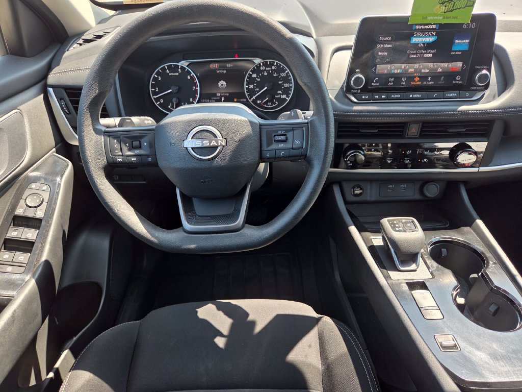 Used 2026 Nissan Rogue S FWD image 22