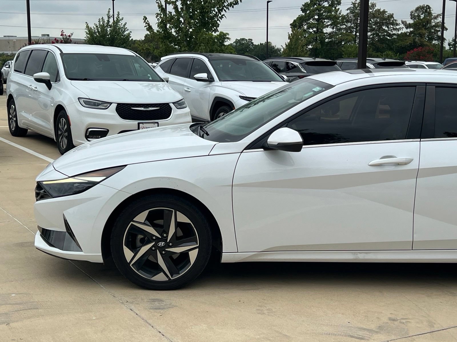 Certified 2021 Hyundai Elantra Limited FWD image 7