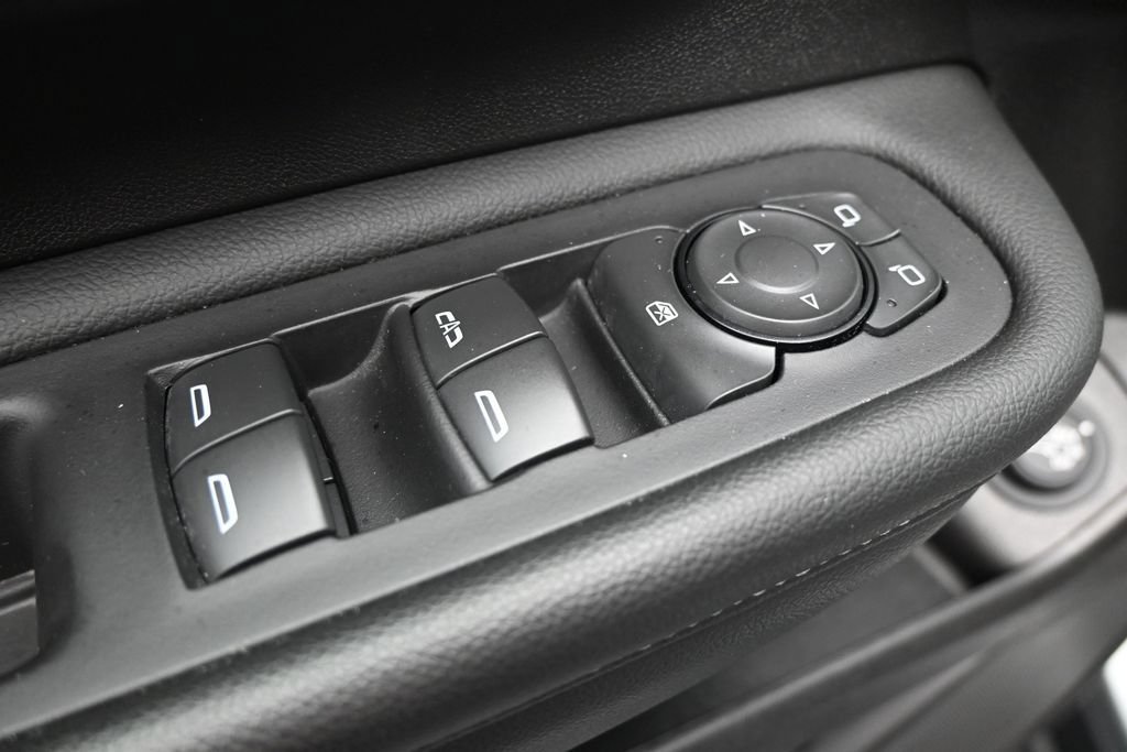 Used 2024 GMC Terrain SLT AWD/4WD image 11