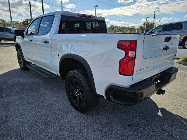 Used 2022 Chevrolet Silverado 1500 ZR2 w/ Technology Package image 3