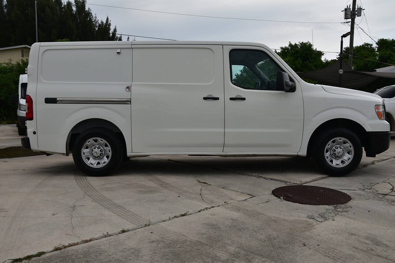 Used 2020 Nissan NV 1500 SV RWD image 8