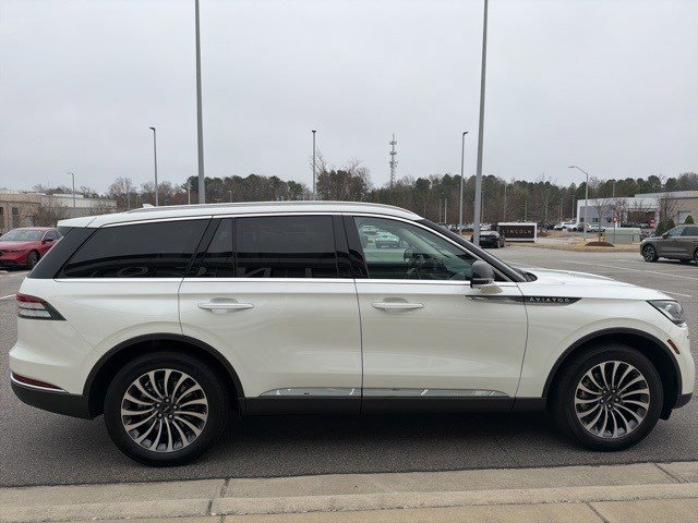 Certified 2023 Lincoln Aviator Reserve w/ Elements Package Plus image 6