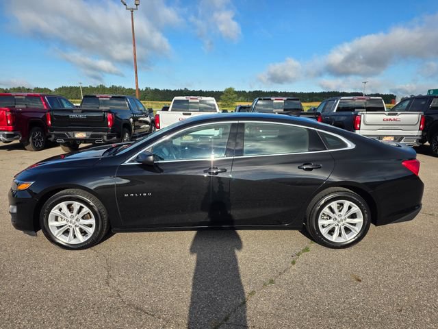 Used 2025 Chevrolet Malibu LT FWD image 2
